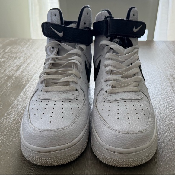 Nike Air Force 1 High - Picture 4 of 5